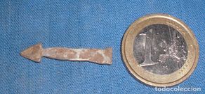 Militaria: Insignia flecha falange guerra civil